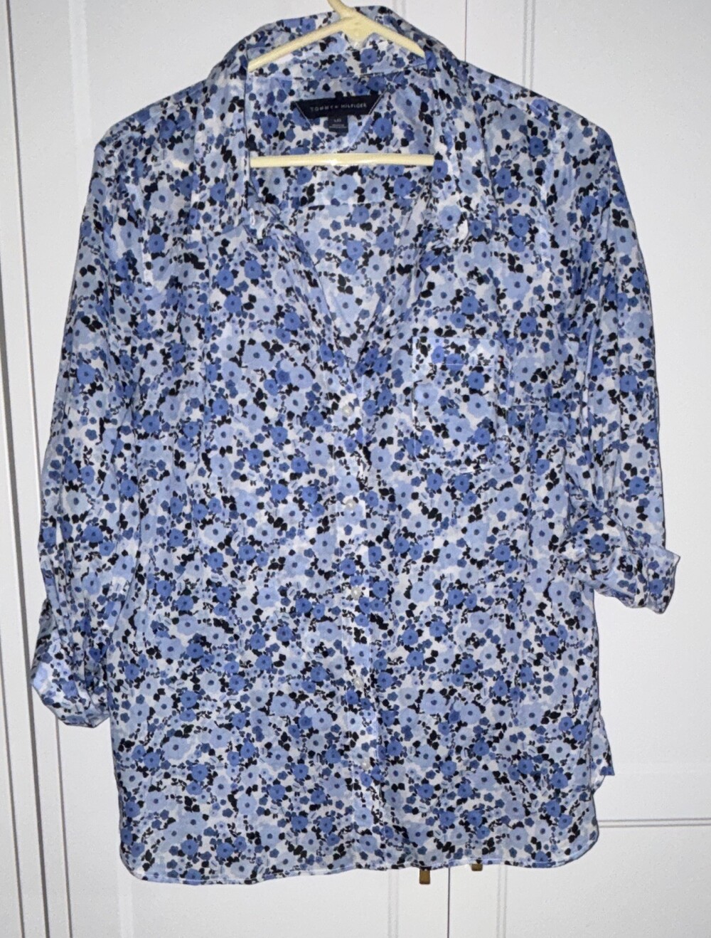Tommy Hilfiger Shirt Women L Blue Floral Long Sleeve Button-Up Point Collar